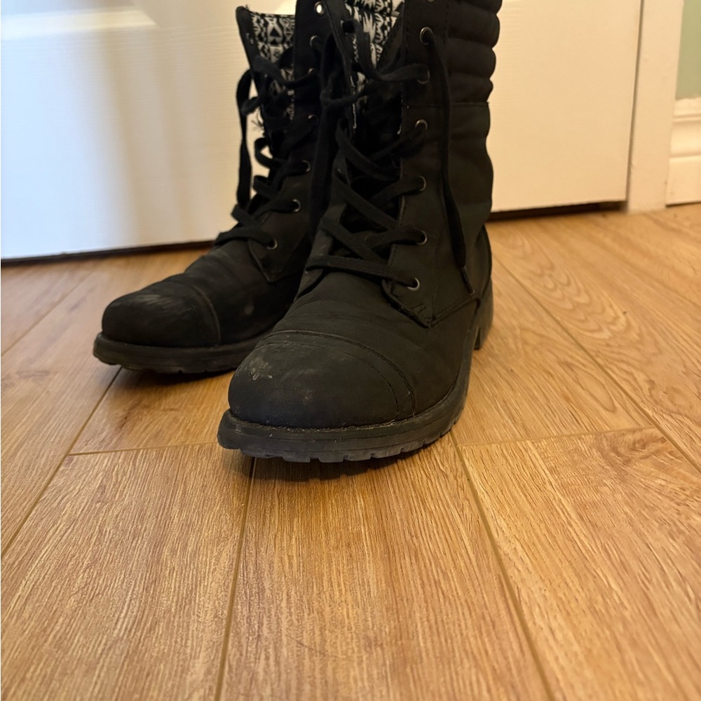 Roxy Black Lace-Up Mid Calf Height Combat Boots